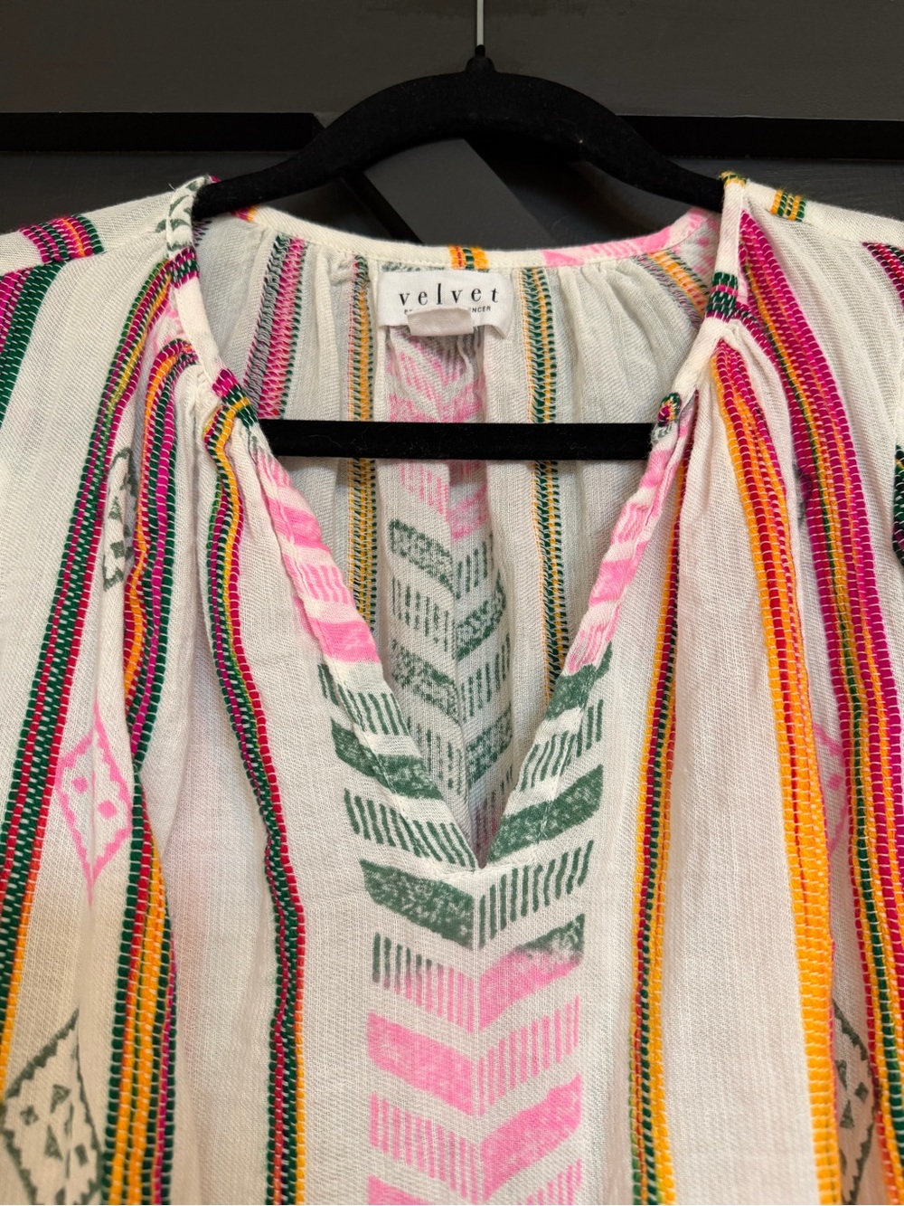 Velvet by Graham & Spencer Beth Striped/Tribal Pattern Jacquard Blouse, Size XS - Picture 6 of 12